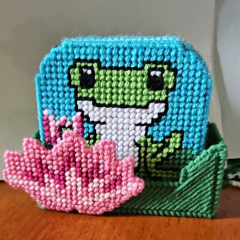 Cute Frog Cross-Stitch Decor